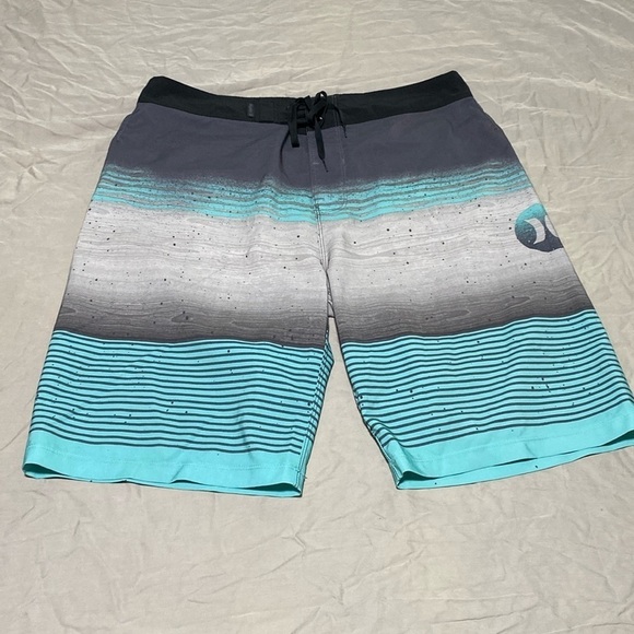 Hurley Phantom men’s board shorts size 29 - Picture 1 of 8